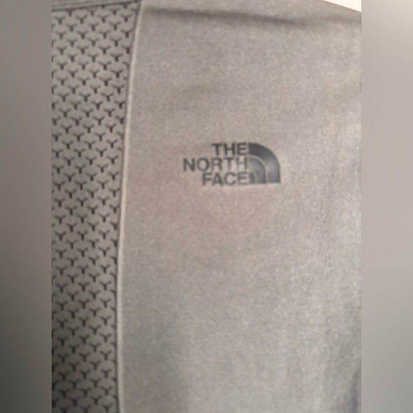 North Face Long Sleeve Compression Base Layer Shirt Women XS gray Black Athletic - Picture 5 of 7